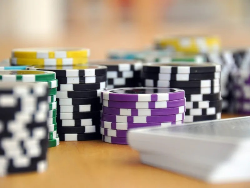 Play online casino games minus the risk – Why social casinos are so hot?