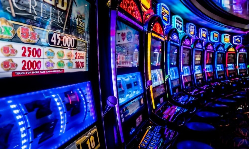 What supports smooth transitions between lottery draw rounds?